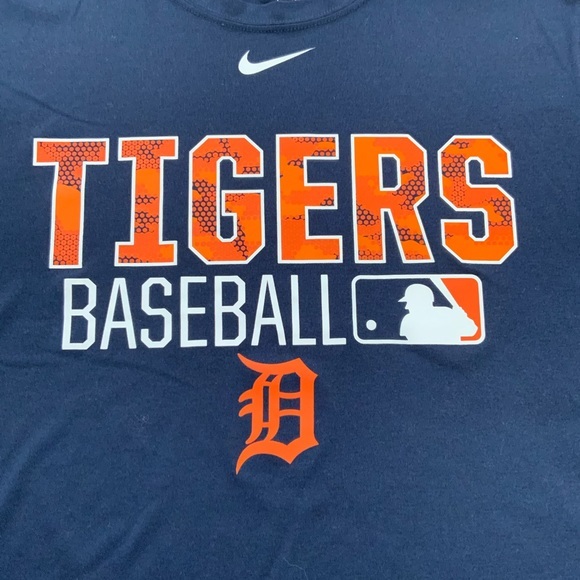 Nike Detroit Tigers Shirt - Picture 5 of 5